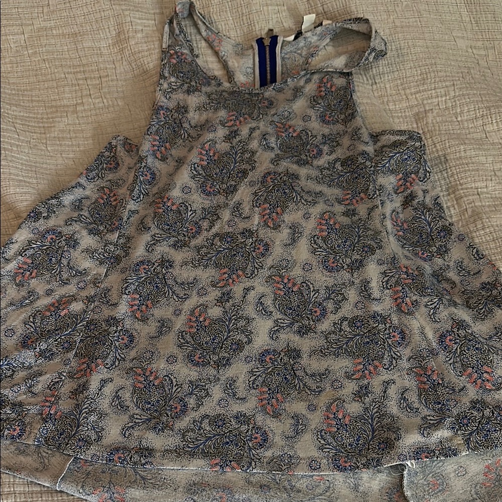 Floral Gray Sleeveless Top